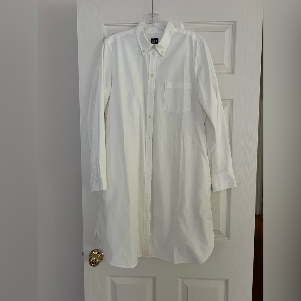 98% Cotton Gap Oxford White Shirt Dress - Picture 3 of 10